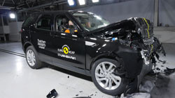 Le Land Rover Discovery obtient cinq étoiles aux crash-tests Euro NCAP