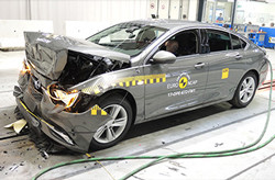 L'Opel Insignia obtient cinq étoiles aux crash-tests Euro NCAP