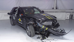 La Jaguar F-Pace obtient cinq étoiles aux crash-tests Euro NCAP