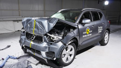 Le Volvo XC40 obtient cinq étoiles aux crash-tests Euro NCAP