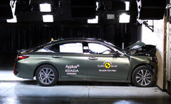 La Lexus ES obtient cinq étoiles aux crash-tests Euro NCAP