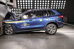 La BMW X5 obtient cinq étoiles aux crash-tests Euro NCAP