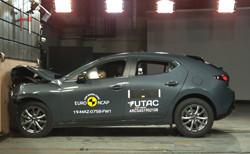 La Mazda 3 obtient cinq étoiles aux crash-tests Euro NCAP