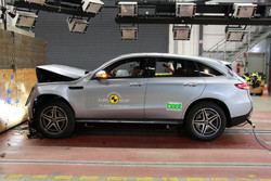 Le Mercedes EQC obtient cinq étoiles aux crash-tests Euro NCAP