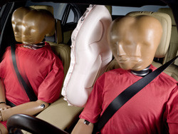 L'airbag médian réduit le risque d'entrechoquement des têtes