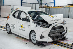La Toyota Yaris Hybride obtient cinq étoiles aux crash-tests Euro NCAP