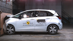 La Honda Jazz hybride obtient cinq étoiles aux crash-tests Euro NCAP