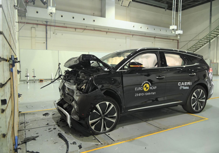 Le grand SUV électrique Byd Tang obtient cinq étoiles aux crash-tests Euro NCAP 2023