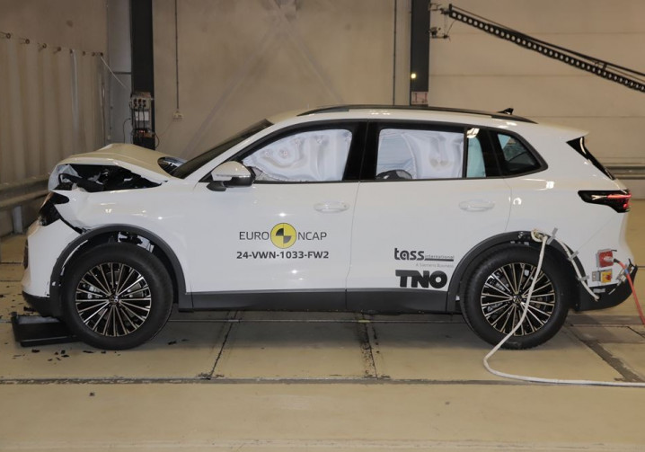 Le SUV compact Volkswagen Tiguan obtient cinq étoiles aux crash-tests Euro NCAP 2024