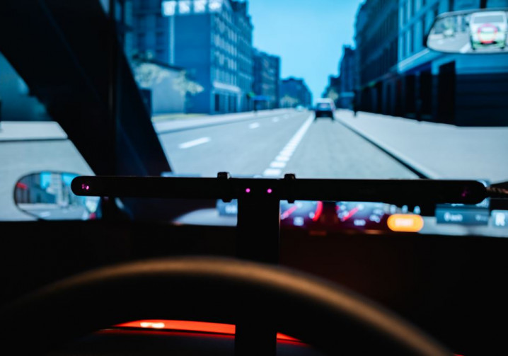 L'usage d'un distracteur au volant augmente le risque d'accident sur la route