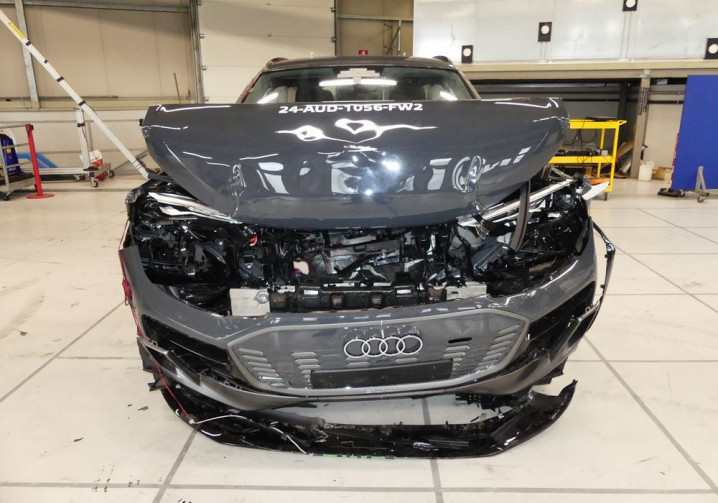 Le SUV électrique de taille intermédiaire Audi Q6 obtient cinq étoiles aux crash-tests Euro NCAP 2024