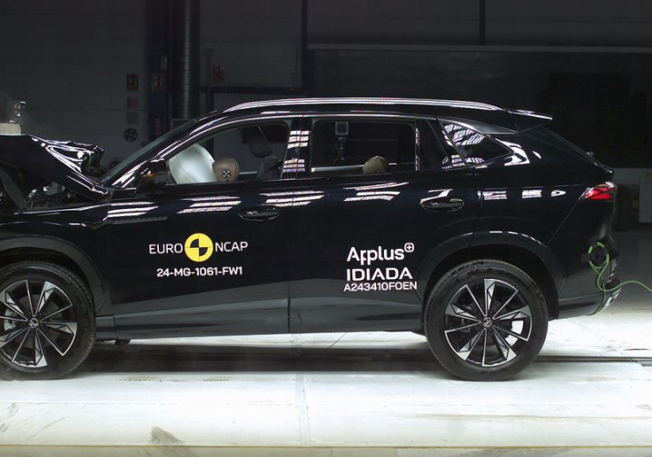 Le SUV de taille intermédiaire MG HS obtient cinq étoiles aux crash-tests Euro NCAP 2024