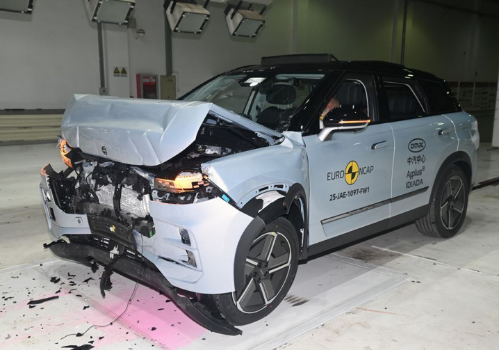 Le SUV de taille moyenne Jaecoo 7 obtient cinq étoiles aux crash-tests Euro NCAP 2025