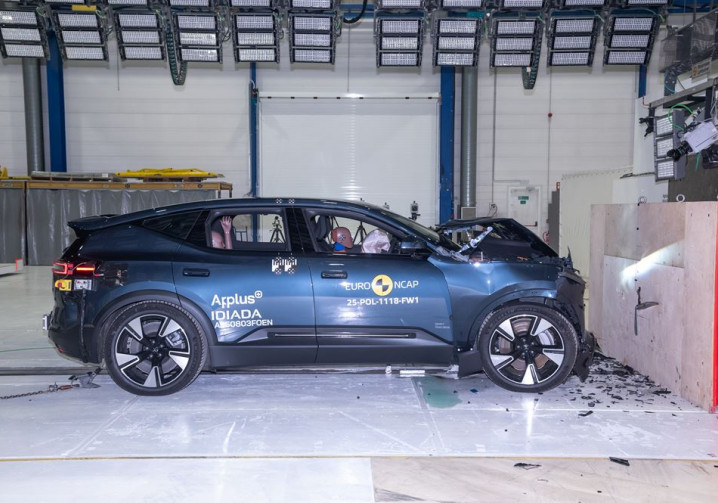 Le grand SUV électrique Polestar 3 obtient cinq étoiles aux crash-tests Euro NCAP 2025