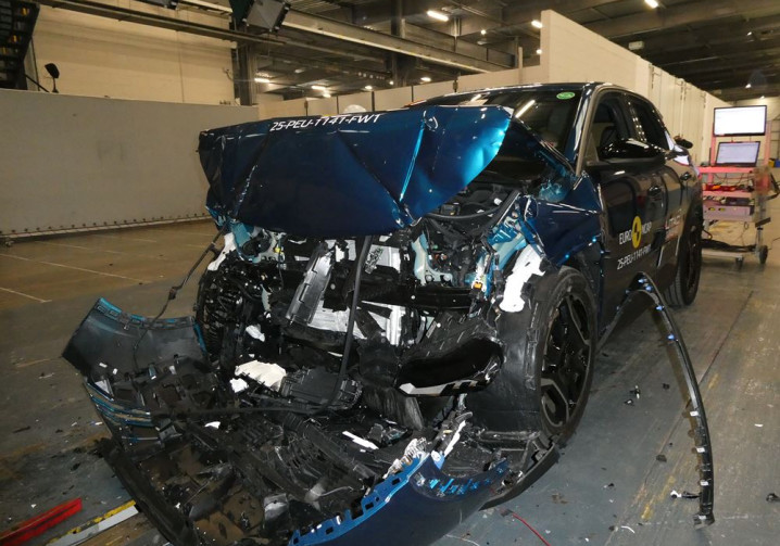 Le SUV Citroën C5 Aircross crédité de quatre étoiles sur cinq possibles aux crash-tests Euro NCAP 2025