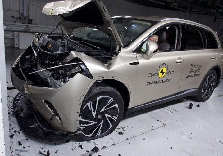 Le SUV électrique de taille intermédiaire MGS6 EV obtient cinq étoiles aux crash-tests Euro NCAP 2025