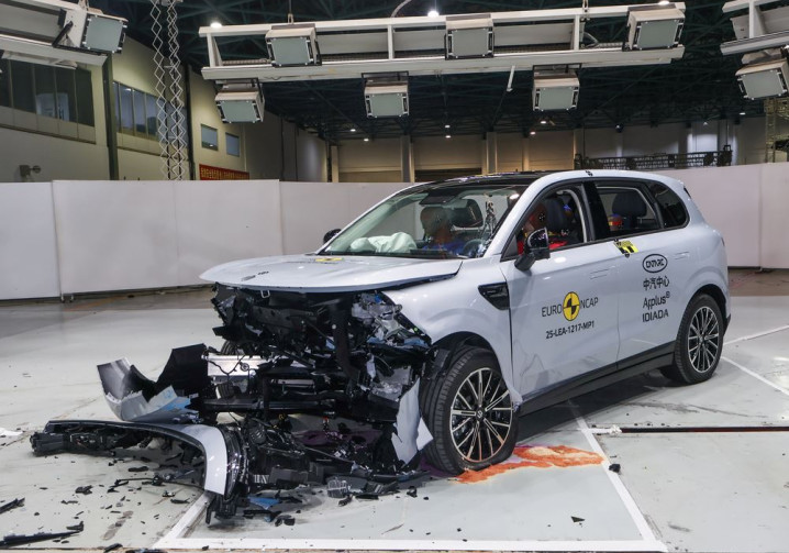 Le SUV électrique de taille intermédiaire Subaru Solterra obtient cinq étoiles aux crash-tests Euro NCAP 2025