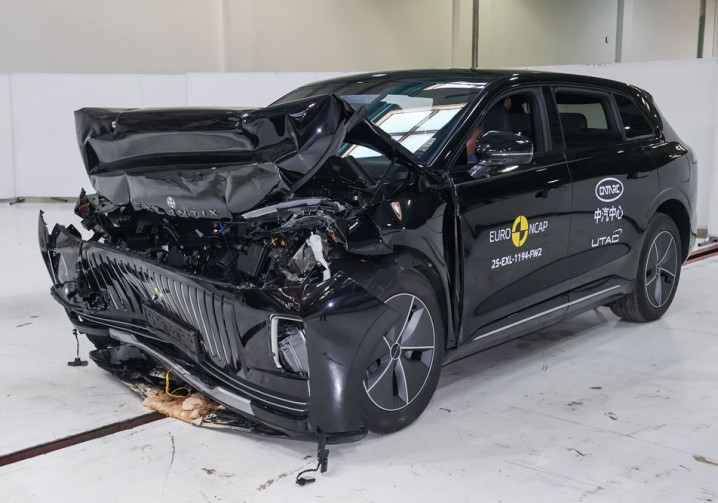 Le grand SUV Exlantix ET obtient cinq étoiles aux crash-tests Euro NCAP 2025