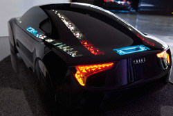 Audi développe une technologie d’éclairage avec des diodes électroluminescentes organiques