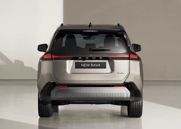 La sixième génération du Toyota RAV4 arbore un design extérieur robuste