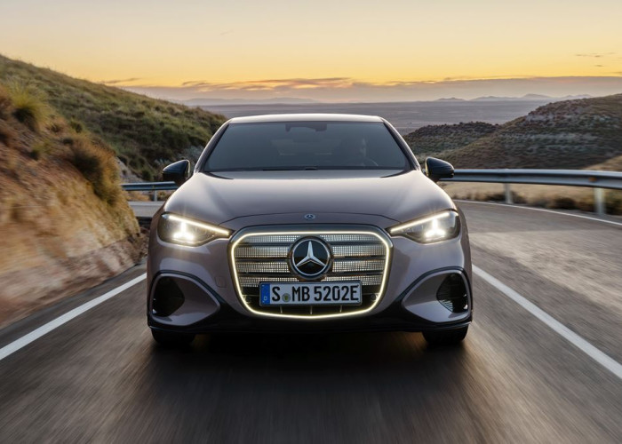 La Mercedes-Benz Classe C se réinvente pour l'ère électrique