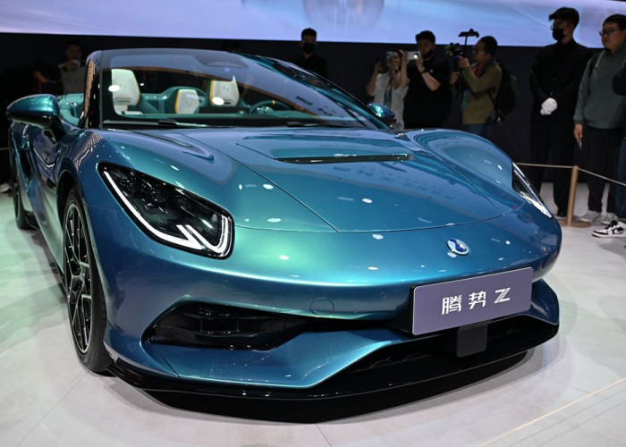 La supercar électrique Denza Z cabriolet affiche des performances extrêmes