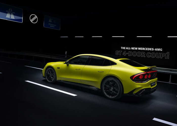 Le coupé 4 portes Mercedes-AMG GT délivre jusqu'à 1 169 ch de puissance maximale