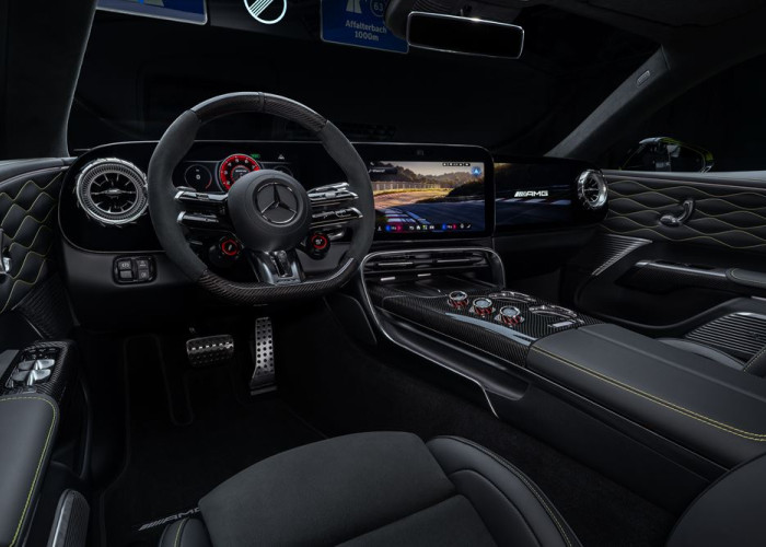 Le coupé 4 portes Mercedes-AMG GT délivre jusqu'à 1 169 ch de puissance maximale