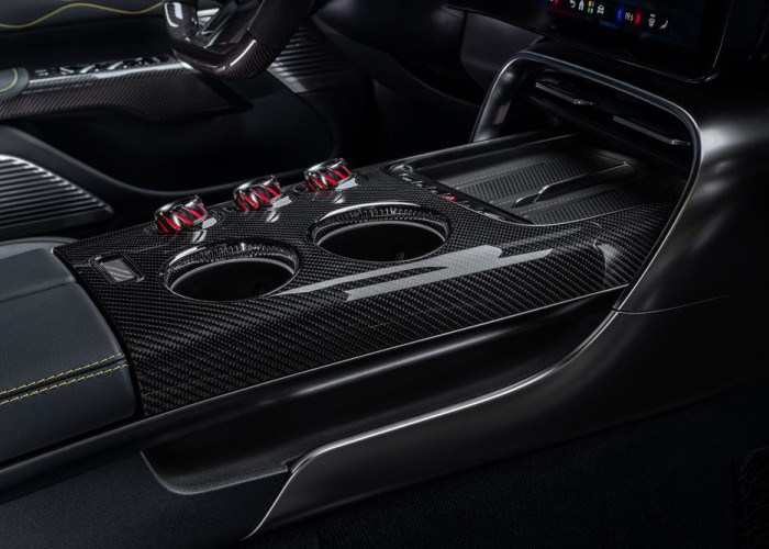 Le coupé 4 portes Mercedes-AMG GT délivre jusqu'à 1 169 ch de puissance maximale