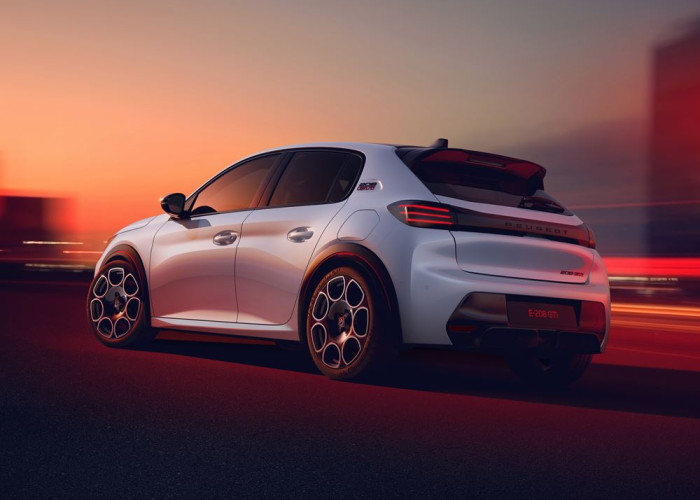 La sportive électrique Peugeot E-208 GTi abat le zéro à 100 km/h en 5,5 secondes