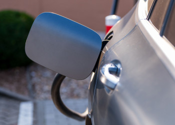 Le coût réel d'une voiture électrique supérieur de 43 à 85 % par rapport au tarif du leasing social 2026