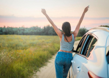 Vérifiez votre assurance auto avant de prendre la route des vacances