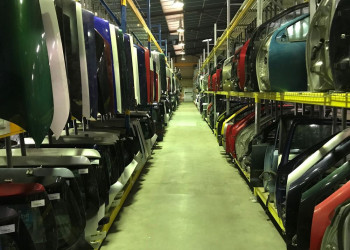 Des pièces automobiles d'occasion en moyenne 76,6 pourcent moins chères que les neuves