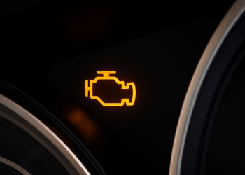 Les voyants du tableau de bord à surveiller pour éviter les pannes liées au froid