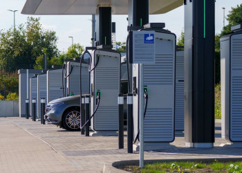 Des conseils pour partir en vacances au volant d'une voiture électrique