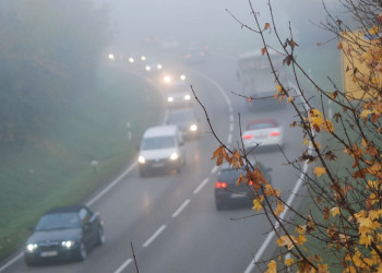 L'éclairage pour la conduite en temps de brouillard au cœur de la sécurité