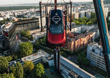 Le crossover Nissan Qashqai s'offre un saut à l'élastique de 65 mètres