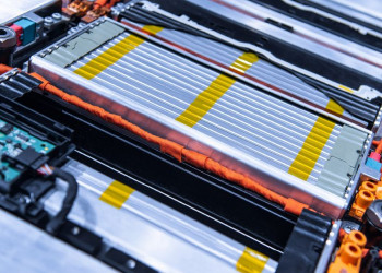 Les batteries haute tension de véhicules électriques affichent un taux de dégradation moyen de 2,3 % par an