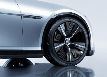 Le concept Vision X-Coupé incarne l'évolution du langage du design de Mazda