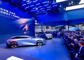 Le Concept 6 de Peugeot exprime la vision d'une grande berline de nouvelle génération