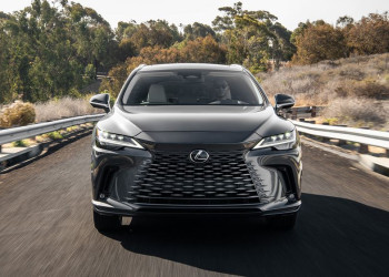 Lexus réalise des ventes mondiales record de 882 231 véhicules en 2025
