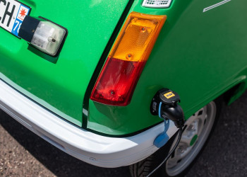 Le retrofit constitue une solution très marginale par rapport à la vente de véhicules particuliers électriques