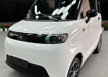 Simplici : un quadricycle électrique sans permis doté d'une autonomie jusqu'à 120 km