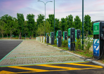 168 055 points de recharge électrique ouverts au public en France (04/2025)