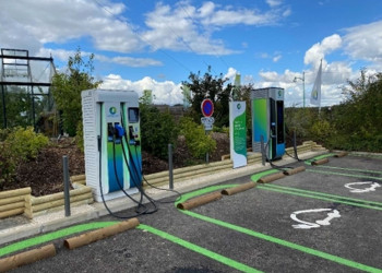 169 559 points de recharge électrique ouverts au public en France (06/2025)