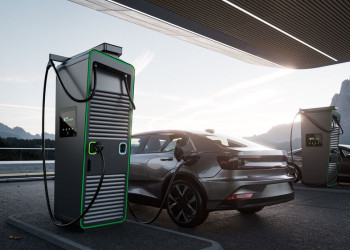 La borne de recharge Alpitronic Hyc 400 s'impose comme la borne de recharge DC de référence en 2025