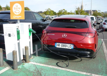 Voiture électrique: la recharge ultra-rapide supprime quasiment la contrainte d'autonomie