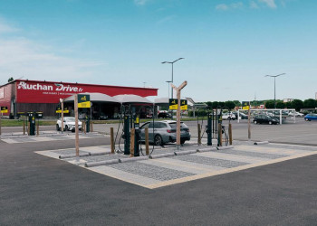 La France a-t-elle besoin de plus de 200 000 bornes de recharge électrique ouvertes au public?