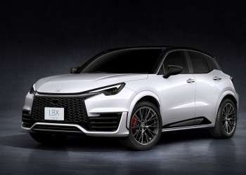 Le SUV urbain hautes performances Lexus LBX Morizo RR développe 304 ch
