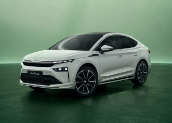 La Skoda Enyaq Coupé électrique restylée arbore la calandre Cristal Face 2.0